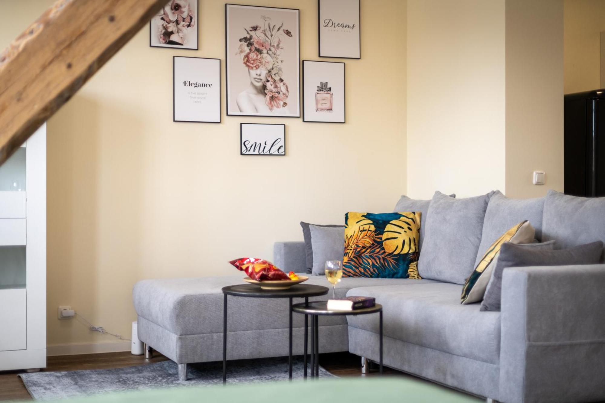 Maracoon - Suite Studios Krefeld Uerdingen I 20 Min Zur Messe Exteriör bild